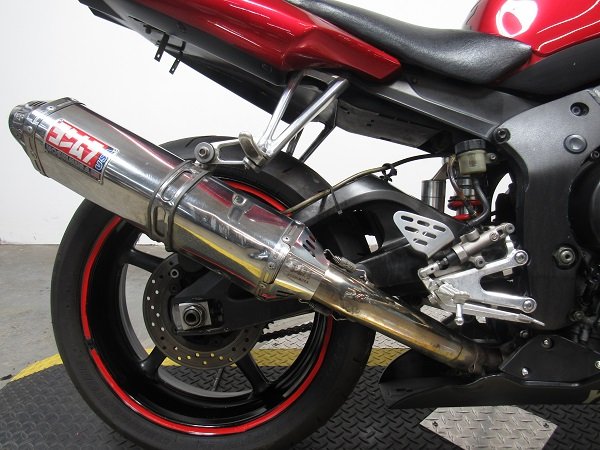 used-2007-yamaha-yzfr6-u5012-for-sale-in-michigan-engine.JPG
