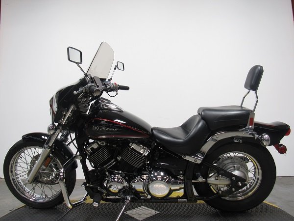 used-2011-yamaha-vstar-650-u4928-for-sale-in-michigan-2.JPG
