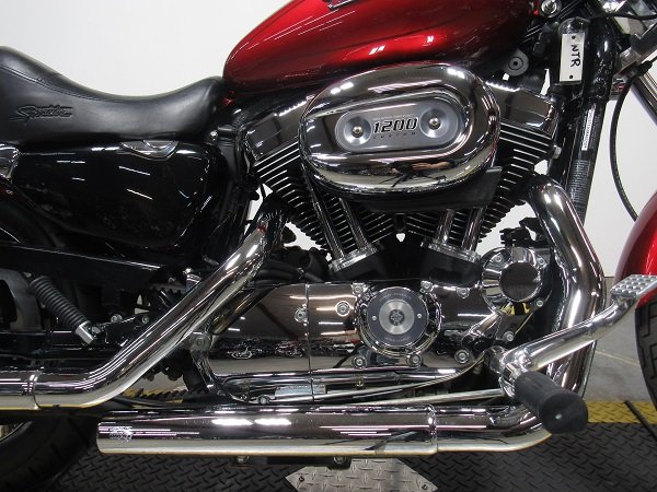 used-2008-harley-sporster-xl1200-u4999-for-sale-in-michigan-engine.JPG