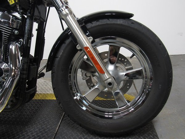 used-2011-harley-sportster-xl1200c-u4979-for-sale-in-michigan-wheel.JPG