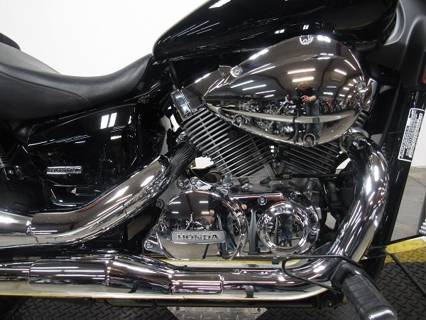 used-2013-kawasaki-shadow-750-aero-vt750ca0-u4958-for-sale-in-michigan-engine.JPG