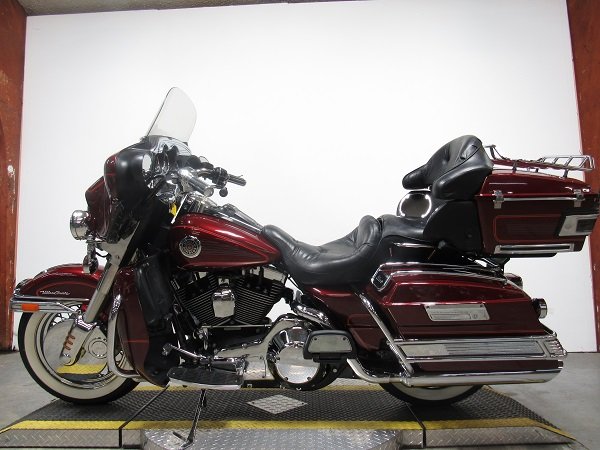 used-2001-harley-ultra-classic-flhtcui-u4944-for-sale-in-michigan-2.JPG