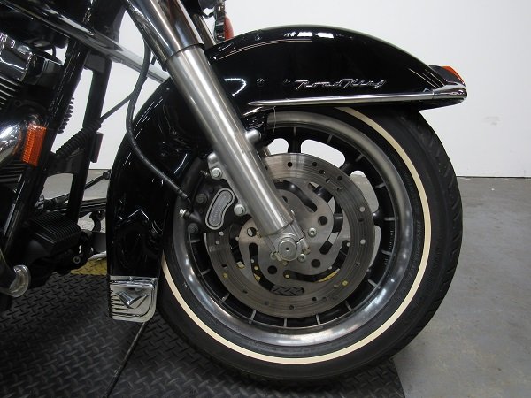 used-2003-harley-road-king-100th-anniversary-flhri-u5025-for-sale-in-michigan-wheel.JPG