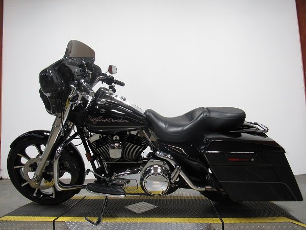 used-2008-harley-road-king-flhr-u5064-for-sale-in-michigan-2.JPG