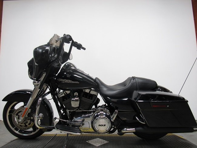 used-2013-harley-davisdon-street-glide-flhx-u5049-3.JPG