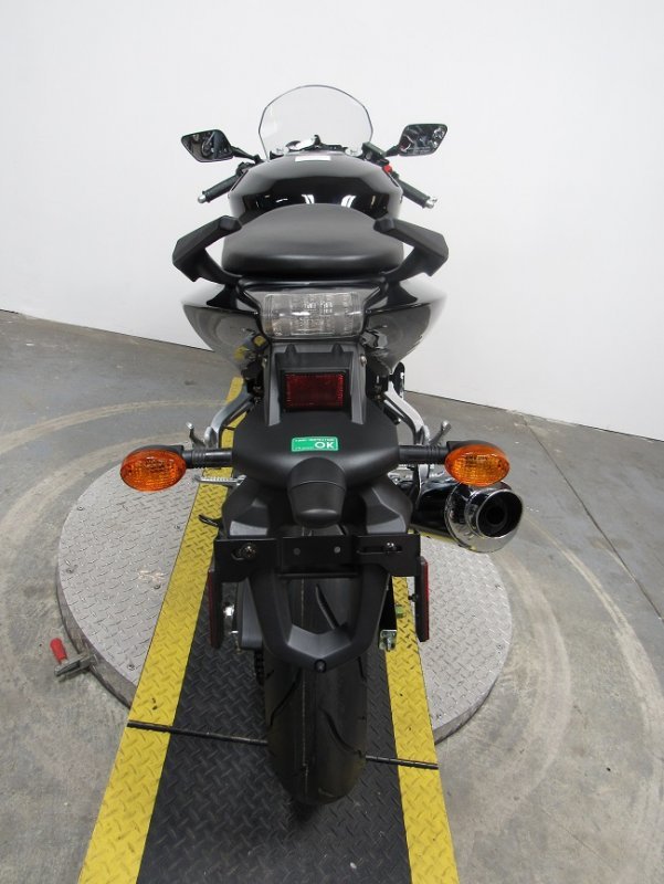 used-2015-hyosung-gt250r-gt-250-u5035-back-2.JPG used-2015-hyosung-gt250r-gt-250-u5035-back-2.JPG