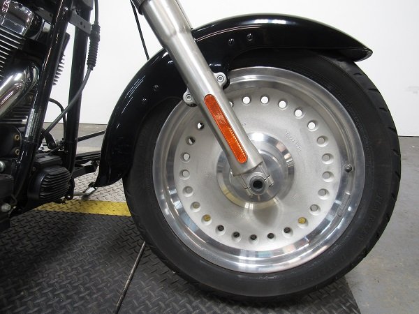 used-2009-harley-fat-boy-flstf-u4969-for-sale-in-michigan-wheel.JPG