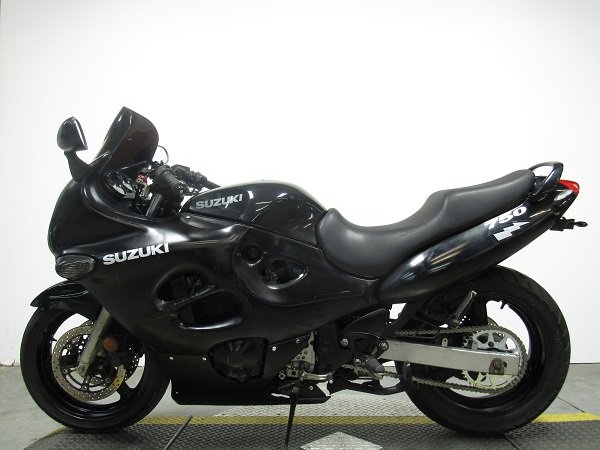 used-2002-suzuki-katana-750-gsx750fk-u5009-for-sale-in-michigan-2 - Copy.JPG
