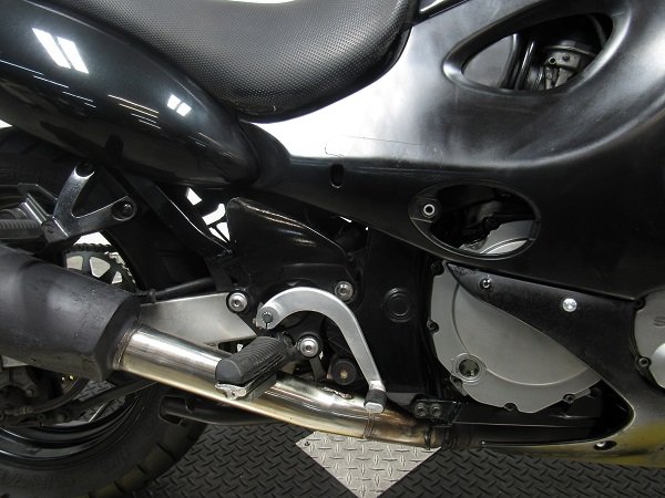used-2002-suzuki-katana-750-gsx750fk-u5009-for-sale-in-michigan-exhaust.JPG