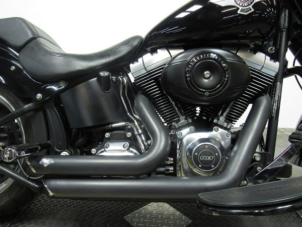 used-2012-harley-fat-boy-low-flstfb-u5015-for-sale-in-michigan-engine.JPG