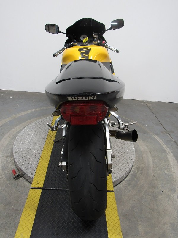 used-2003-suzuki-gsxr750k-u5010-for-sale-in-michigan-back2.JPG used-2003-suzuki-gsxr750k-u5010-for-sale-in-michigan-back2.JPG