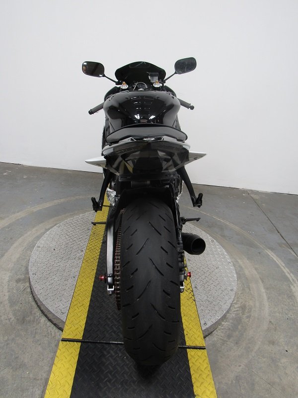 used-2012-yamaha-yzfr6-u5011-for-sale-in-michigan-back2.JPG