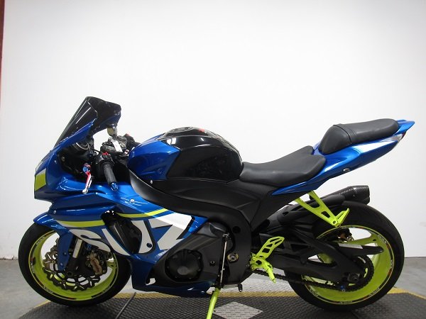 used-2014-suzuki-gsxr-1000-u5034-for-sale-in-michigan-3.JPG