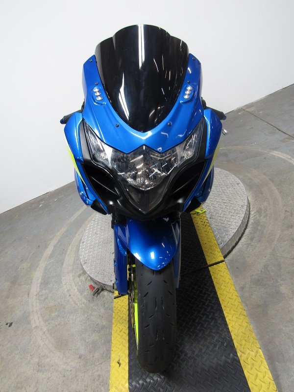 used-2014-suzuki-gsxr-1000-u5034-for-sale-in-michigan-front2.JPG