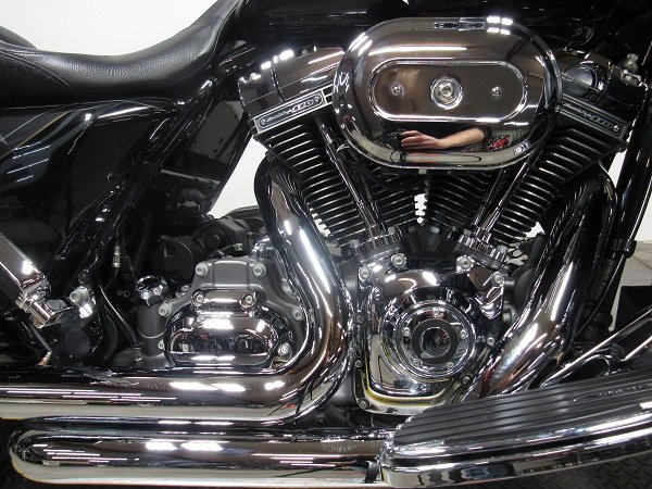 used-2012-harley-street-glide-screaming-eagle-cvo-flhxse3-u5033-for-sale-in-michigan-engine.JPG