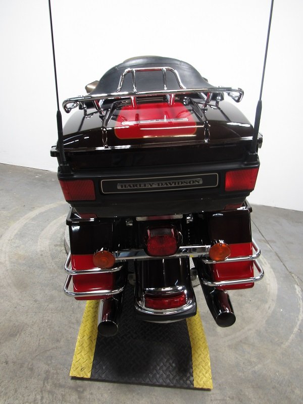 used-2010-harley-electra-glide-flhtcu-u5061-for-sale-in-michigan-back2.JPG