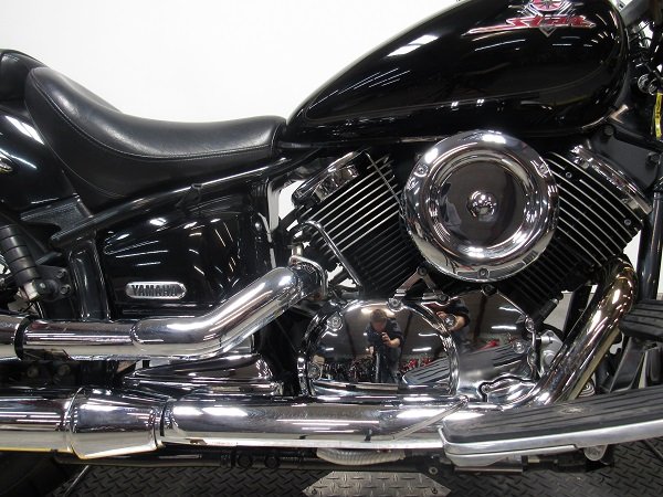 used-2003-yamaha-vstar-1100-classic-u4960-for-sale-in-michigan-engine.JPG