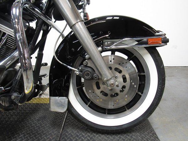 used-1992-harley-flhs-u4765-for-sale-in-michigan-wheel.JPG