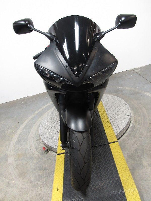 used-2008-yamaha-yzf-r6-u5106-for-sale-in-michigan-front2.JPG
