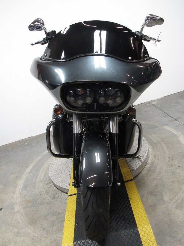 used-2005-harley-road-glide-fltri-u5048-for-sale-in-michigan-front2.JPG