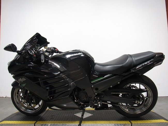 2013-used-kawasaki-ZX14R-zx1400edf-u5130-3.JPG