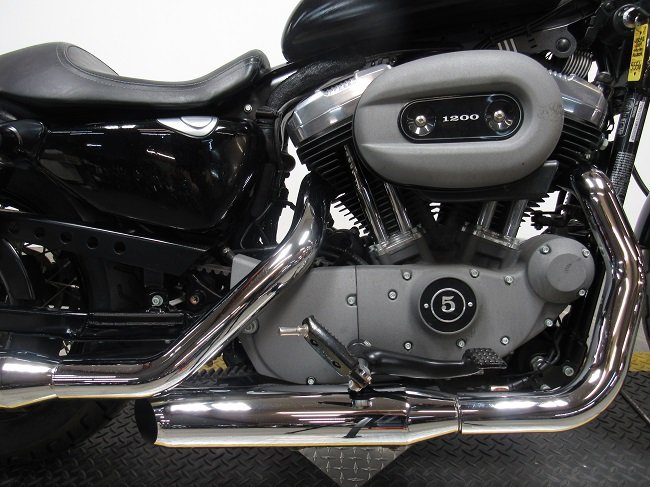 2009-used-harley-davidson-sportster-1200-xl1200n-u5093-engine.JPG
