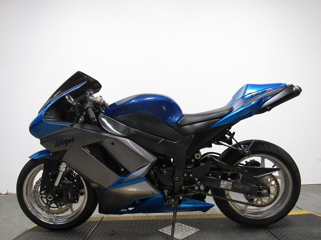 2007-used-kawasaki-ninja-zx6r-zx600p7f-u5128-3.JPG 2007-used-kawasaki-ninja-zx6r-zx600p7f-u5128-3.JPG