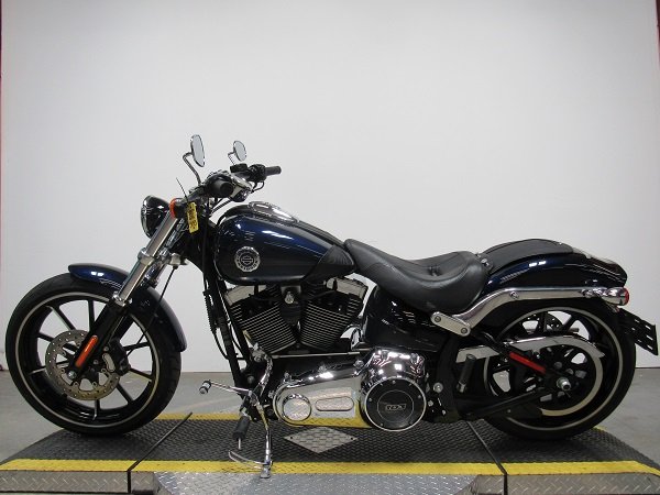 2013-Harley-Breakout-FXSB-u5095-for-sale-in-michigan-3.JPG