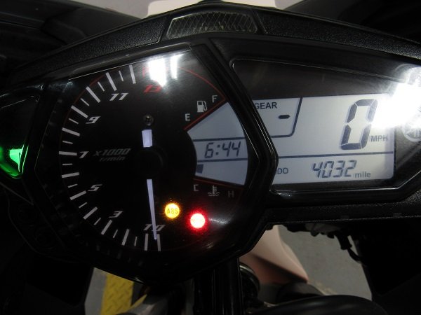 used-2017-yamaha-yzfr3-u5129-for-sale-in-michigan-odom.JPG