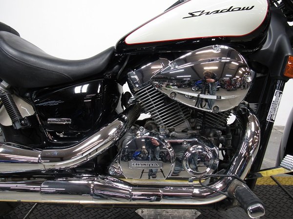 used-2008-honda-shadow-750-vt750ca-u5144-for-sale-in-michigan-engine.JPG
