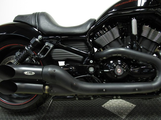 2008-used-harley-davidson-night-rod-special-vrscdxz-u5150-engine.JPG
