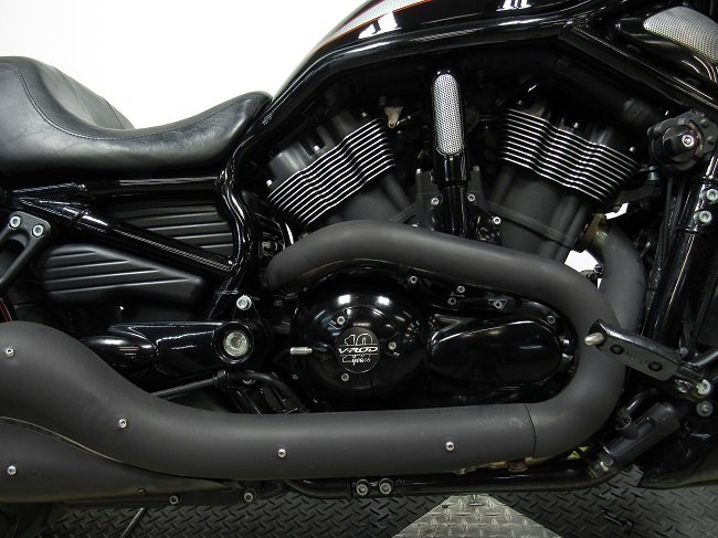 Used-Harley-VRSCDX-U5145 (Engine).JPG