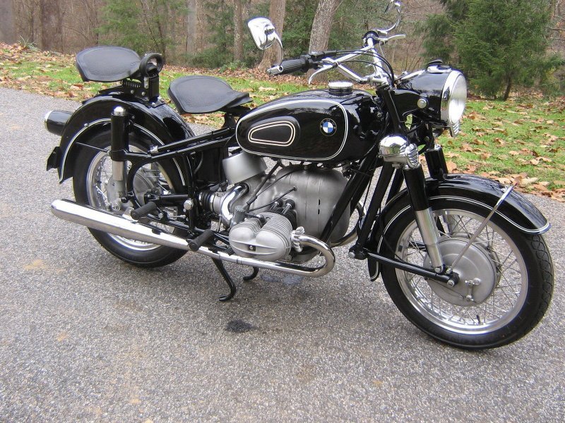 R696.jpg