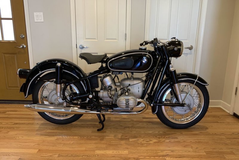 1966_bmw_r502_1583937317878c04b5inside18.jpeg