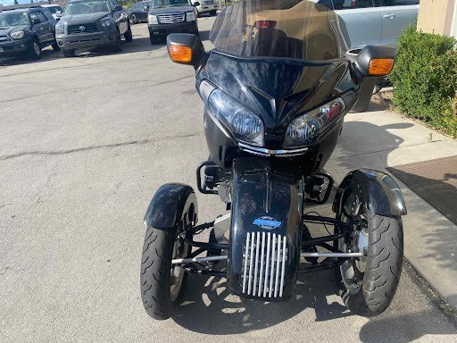 Goldwing 4.jpg Goldwing 4.jpg