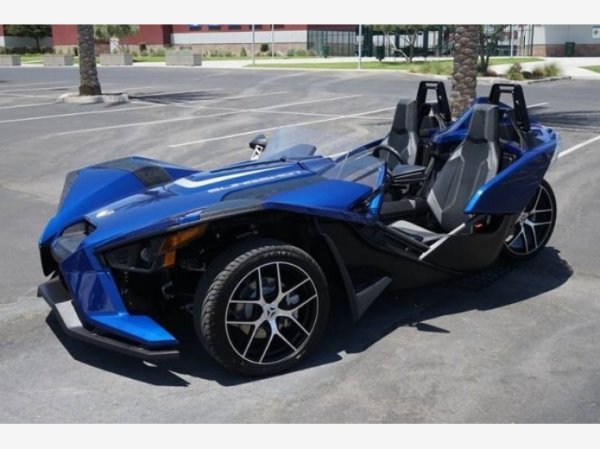 2017-Polaris-Slingshot.jpg 2017-Polaris-Slingshot.jpg